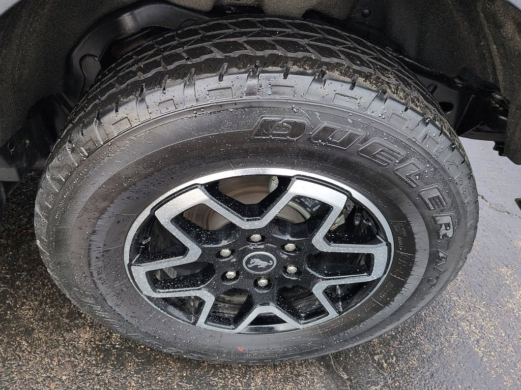 Used 2024 Ford Bronco Outer Banks image 10