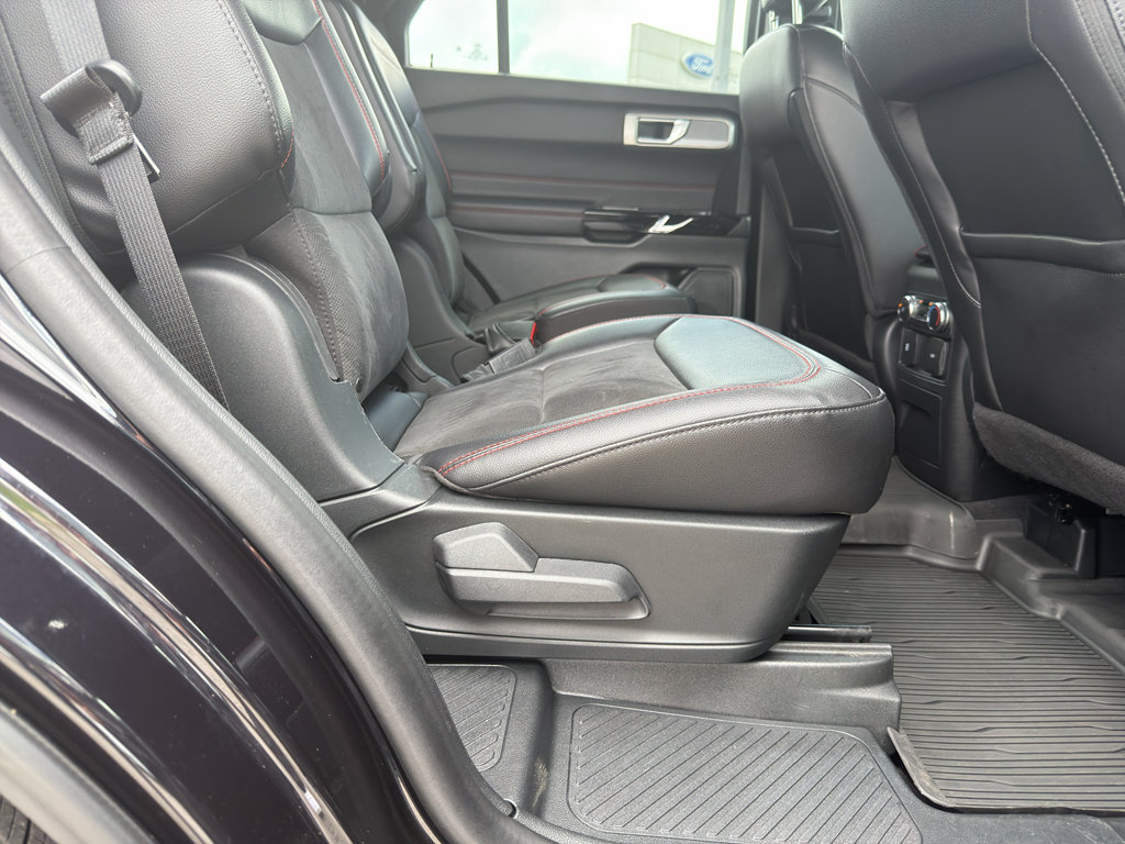 Certified 2022 Ford Explorer ST-Line AWD/4WD image 27