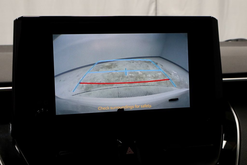 Used 2025 Toyota Corolla LE image 2