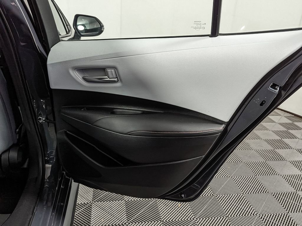 Used 2024 Toyota Corolla SE image 36