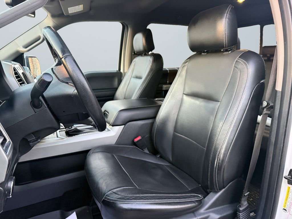 Used 2015 Ford F150 Lariat image 9