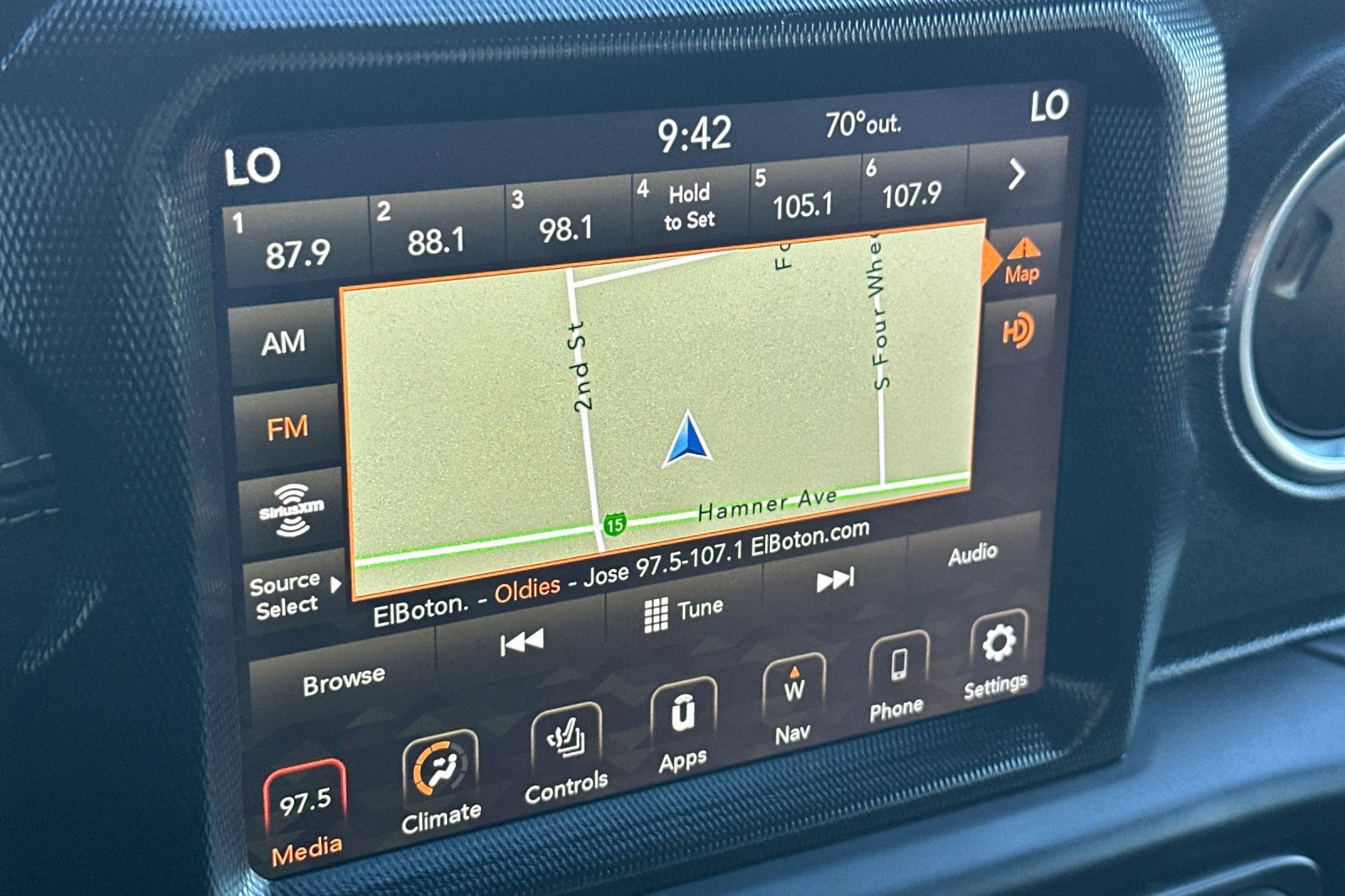 Used 2020 Jeep Gladiator Overland image 18