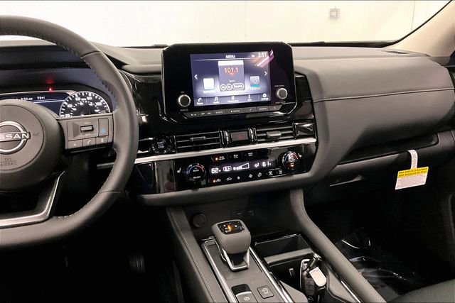 New 2025 Nissan Pathfinder SV w/ Cargo Package image 8