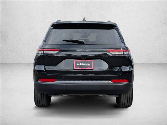 New 2026 Jeep Grand Cherokee Limited w/ Luxury Tech Group II RWD image 8