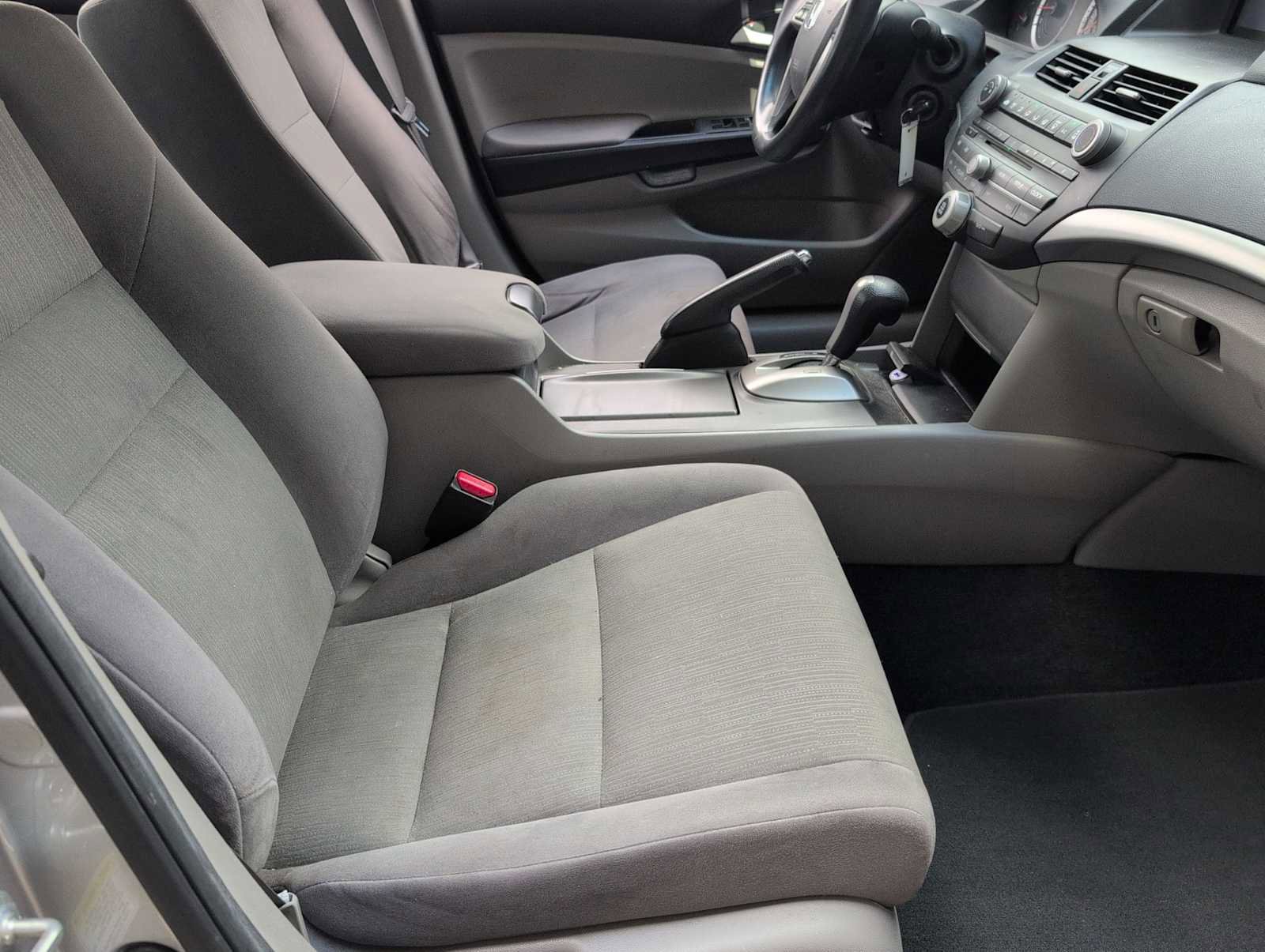 Used 2011 Honda Accord LX image 19