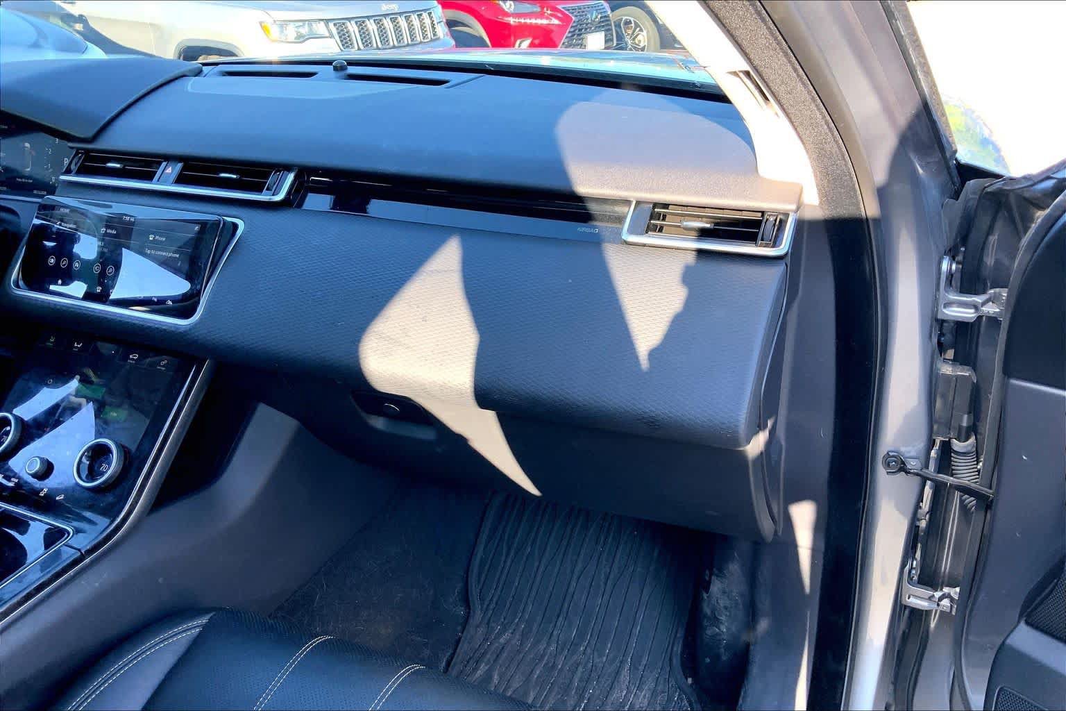 Used 2020 Land Rover Range Rover Velar S AWD/4WD image 19