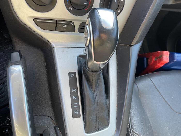 Used 2013 Ford Focus SE FWD image 37