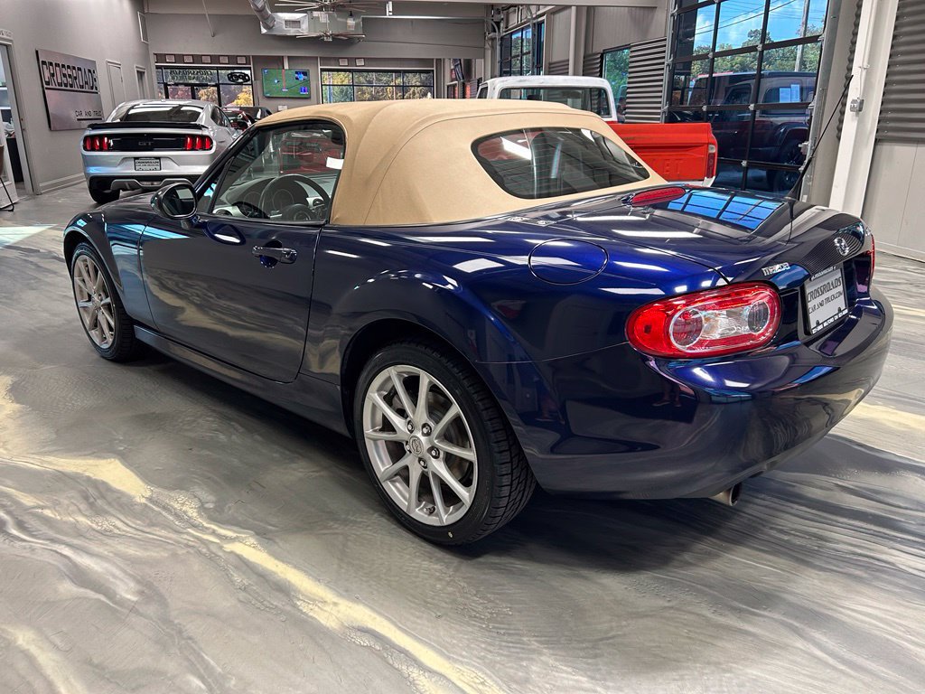 Used 2009 MAZDA MX-5 Miata Grand Touring RWD image 30