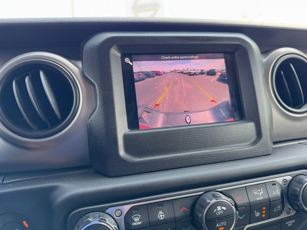 Used 2020 Jeep Gladiator Sport w/ Quick Order Package 24S image 21