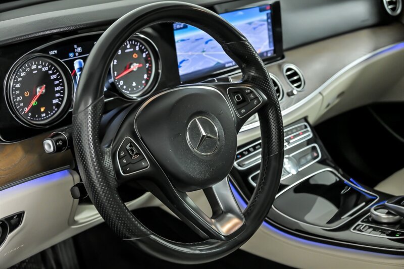 Used 2017 Mercedes-Benz E 300 4MATIC image 21