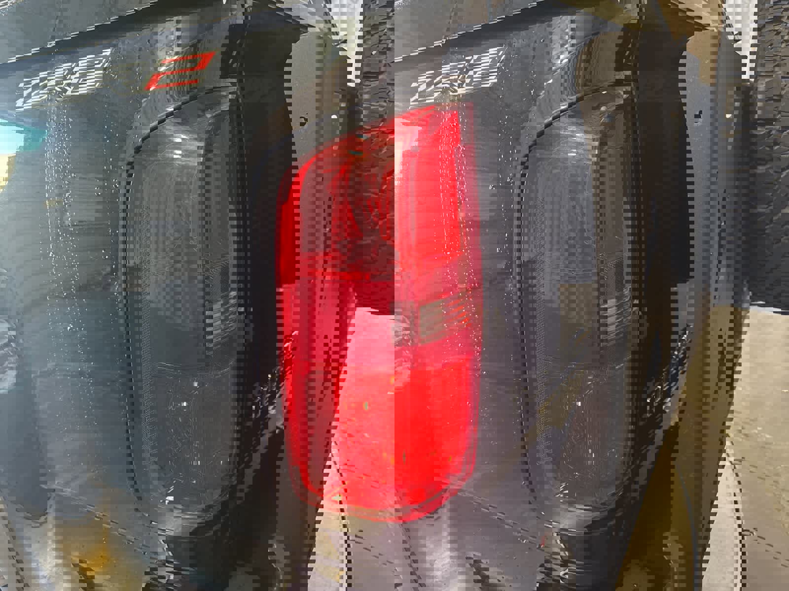 Used 2018 Chevrolet Colorado ZR2 image 12