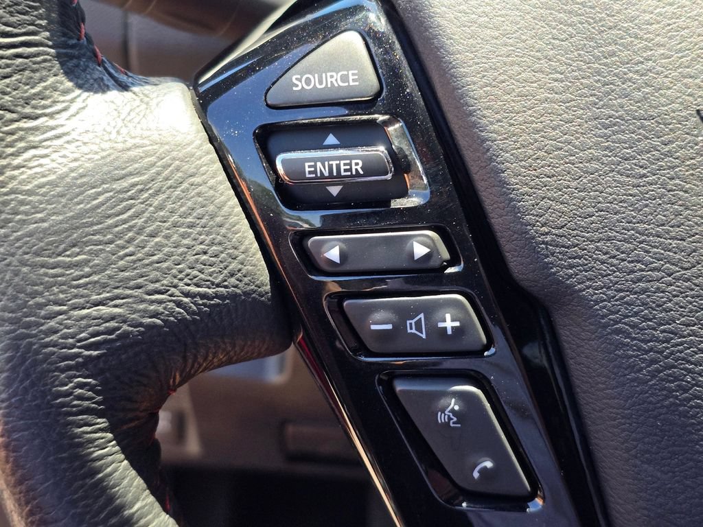 Used 2022 Nissan Frontier PRO-4X AWD/4WD image 22