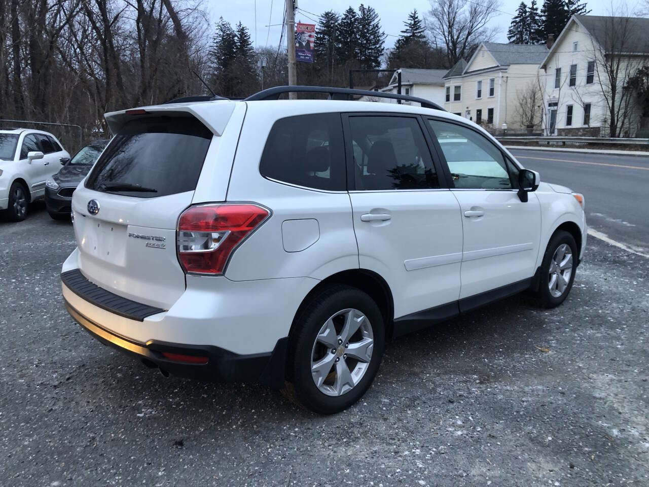 Used 2015 Subaru Forester 2.5i Limited image 8