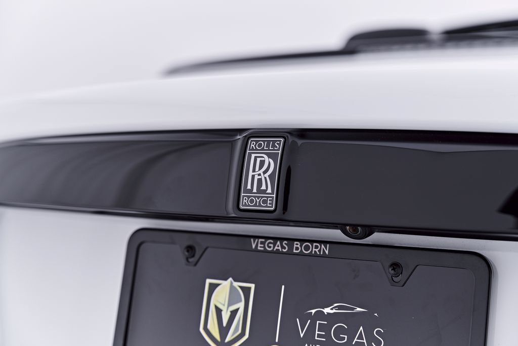 Used 2020 Rolls-Royce Dawn RWD image 34