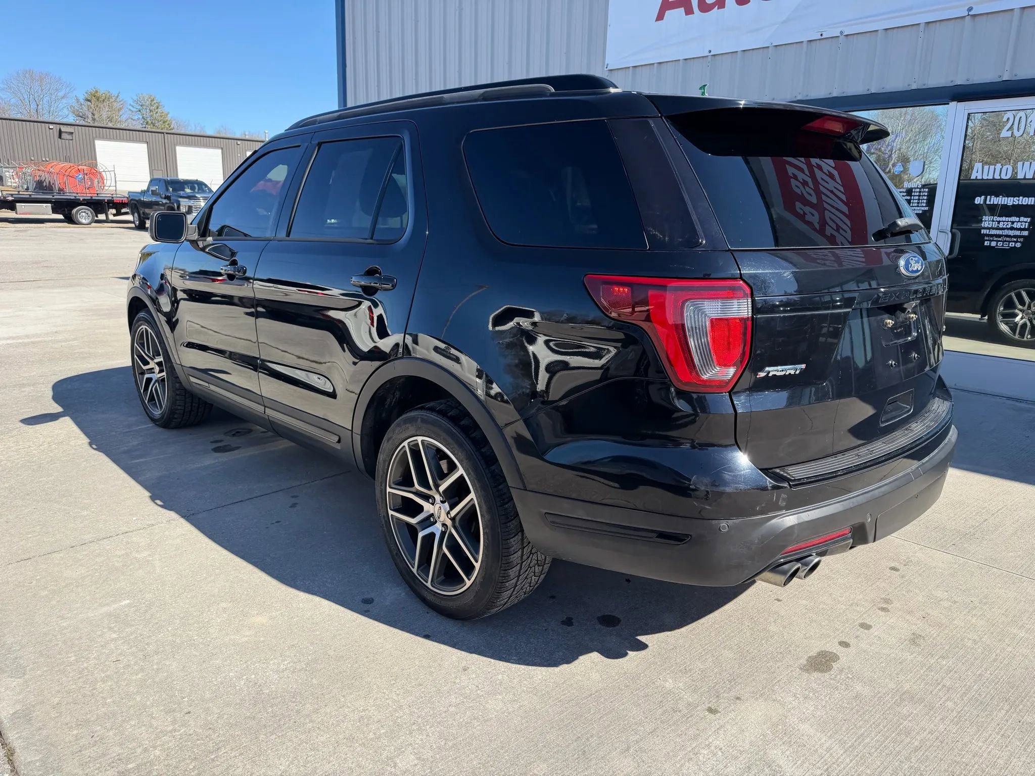 Used 2018 Ford Explorer Sport w/ Equipment Group 401A image 25