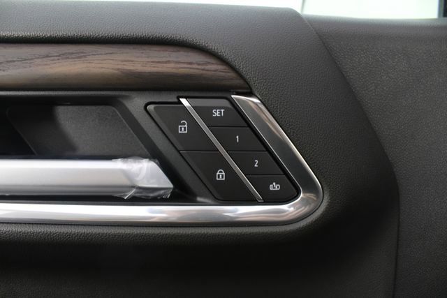 New 2026 GMC Sierra 1500 SLT image 15