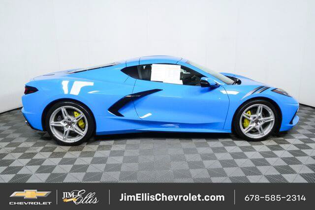 Used 2023 Chevrolet Corvette Stingray Coupe w/ 1LT RWD image 2