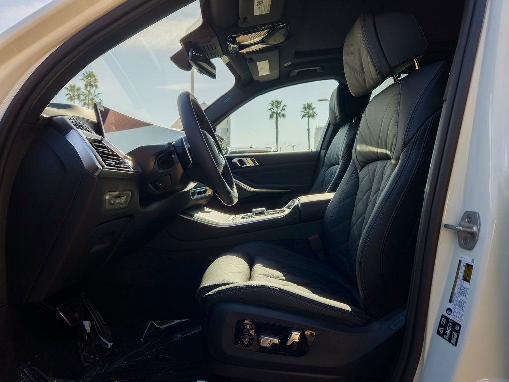 New 2026 BMW X5 xDrive40i w/ M Sport Package image 10