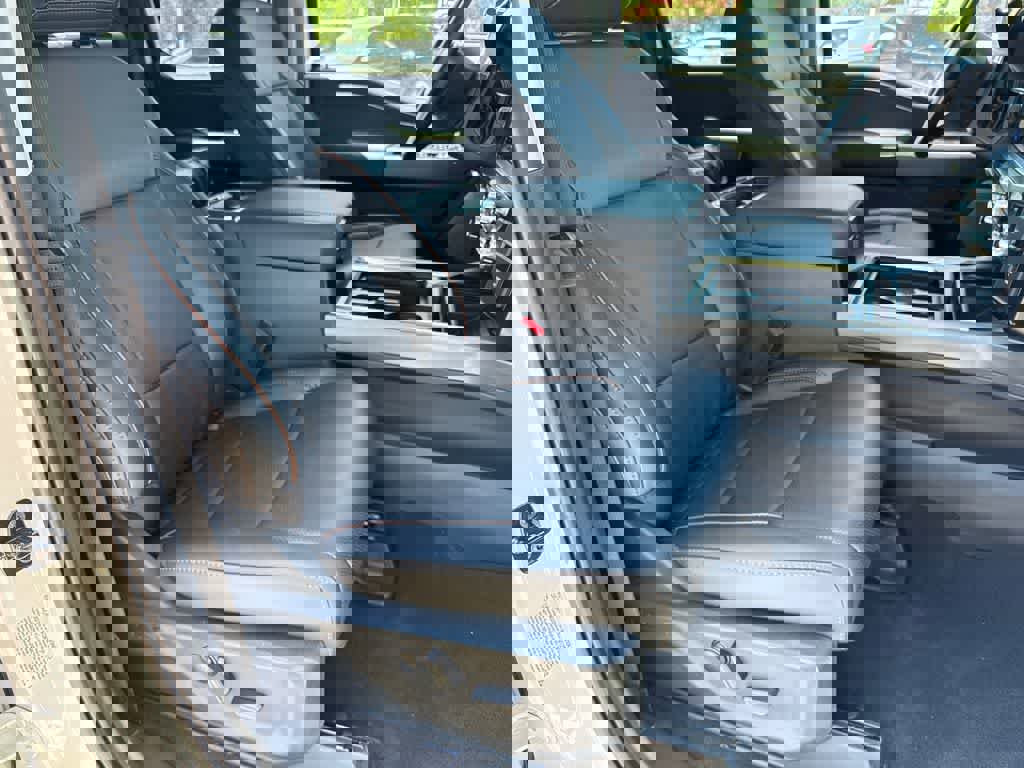 New 2025 Ford F250 Lariat w/ Lariat Ultimate Package image 12