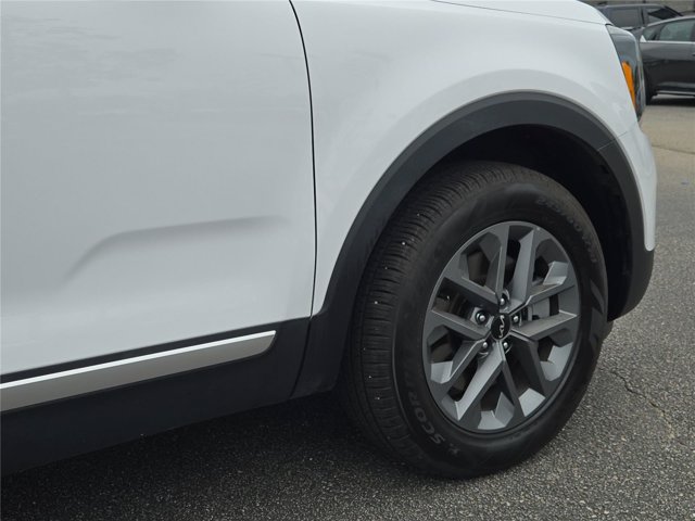 Used 2025 Kia Telluride LX FWD image 22