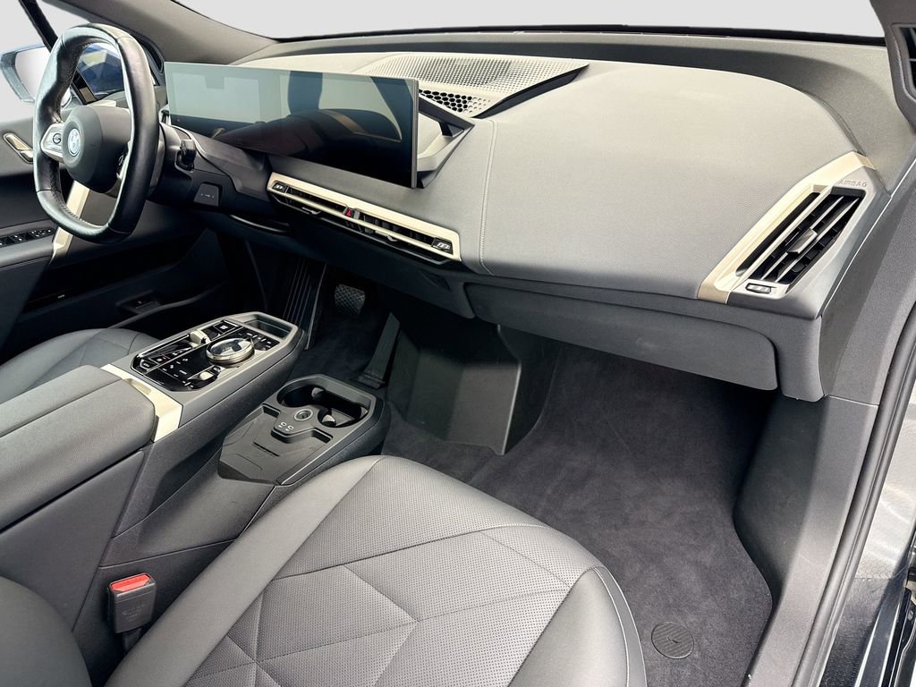 Certified 2023 BMW iX xDrive50 w/ Sport Package AWD/4WD image 16
