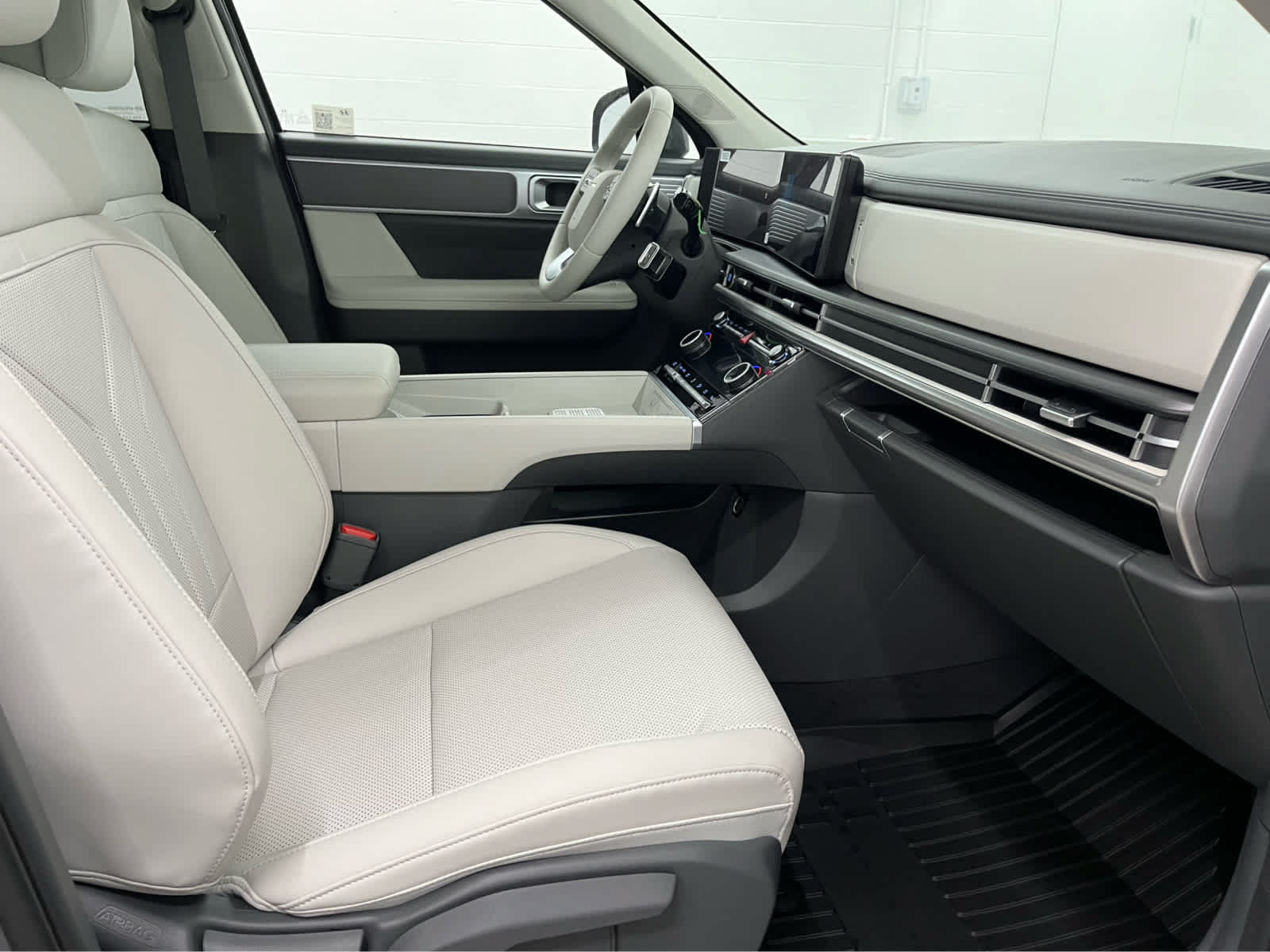 New 2026 Hyundai Santa Fe SEL FWD image 18