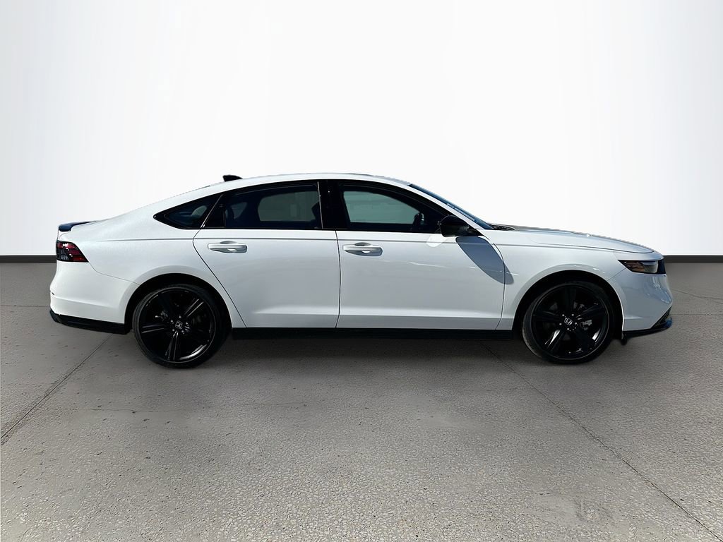 Used 2024 Honda Accord Sport image 8