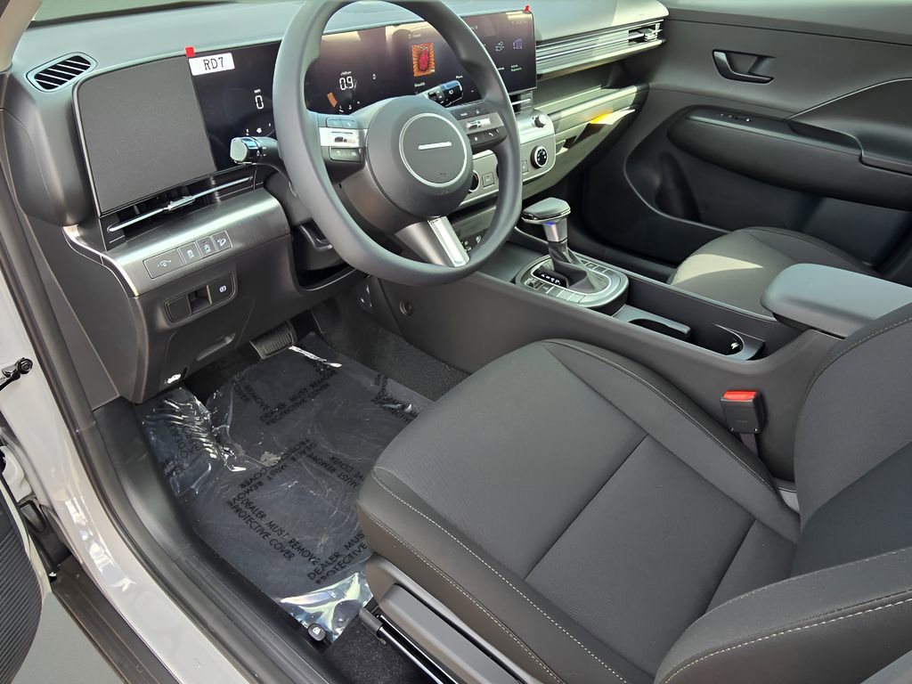 New 2026 Hyundai Kona SE image 24