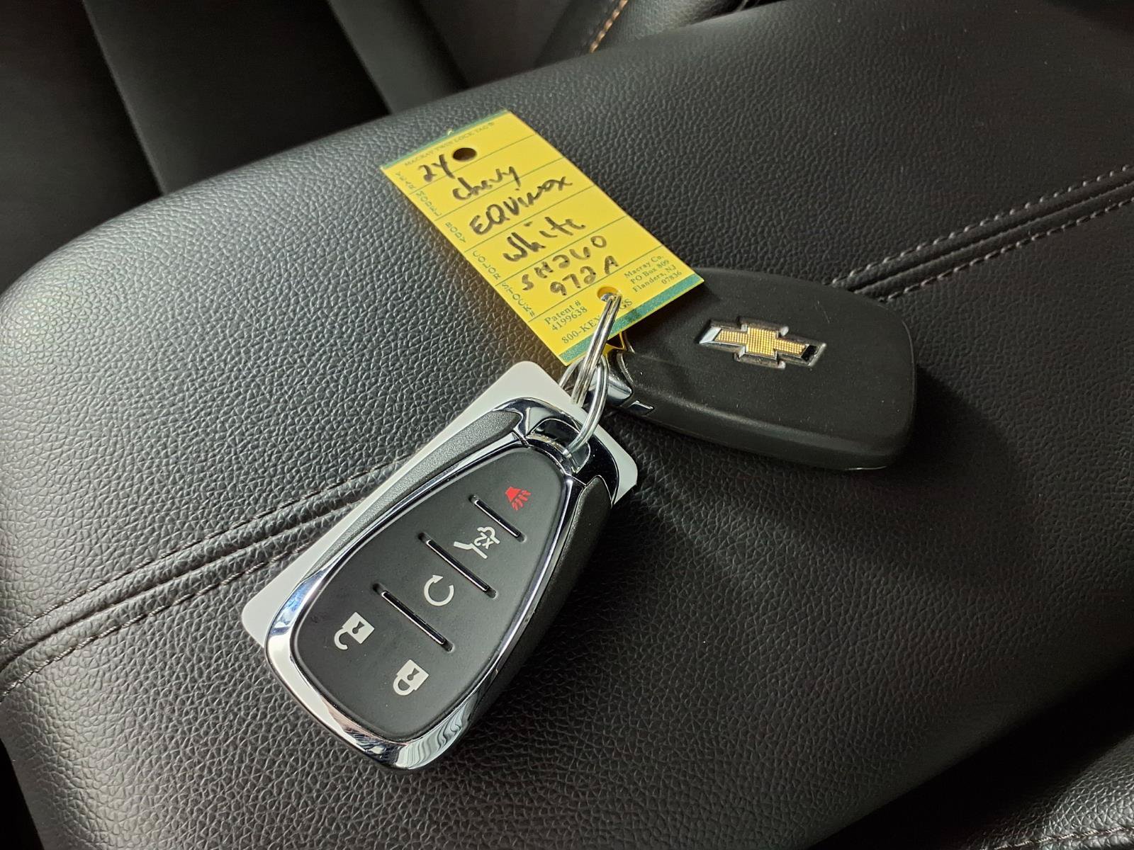 Used 2024 Chevrolet Equinox Premier AWD/4WD image 24