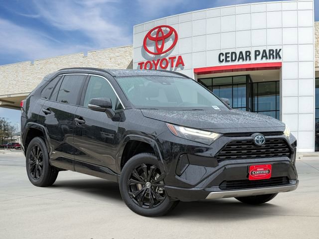 Used 2022 Toyota RAV4 SE AWD/4WD image 1