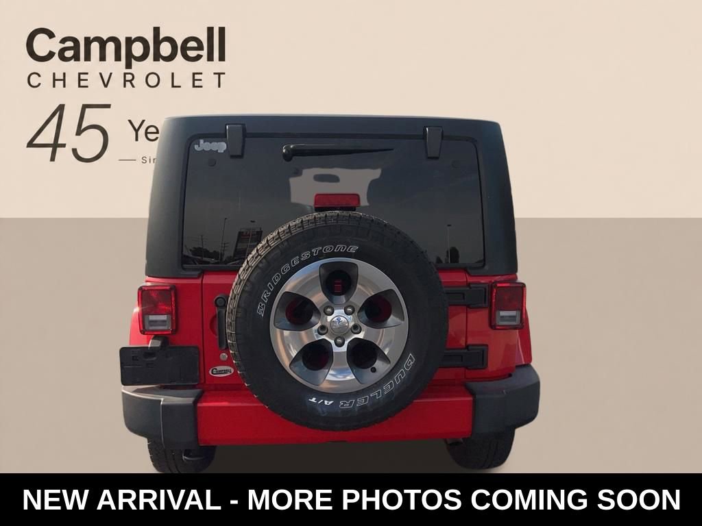 Used 2018 Jeep Wrangler Unlimited Sahara w/ Connectivity Group AWD/4WD image 4