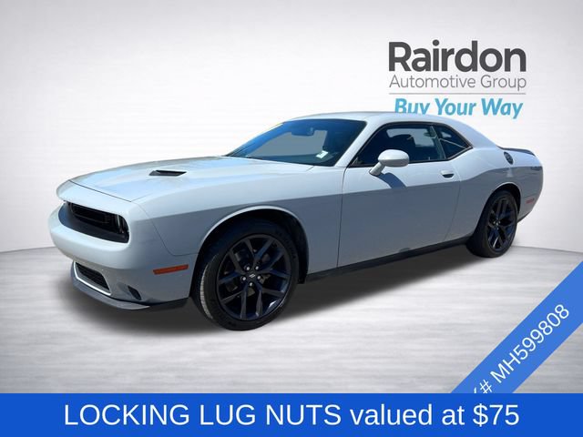 Used 2021 Dodge Challenger SXT w/ Blacktop Package RWD image 3