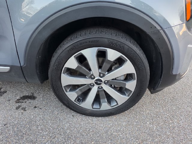 Certified 2022 Kia Telluride S AWD/4WD image 12