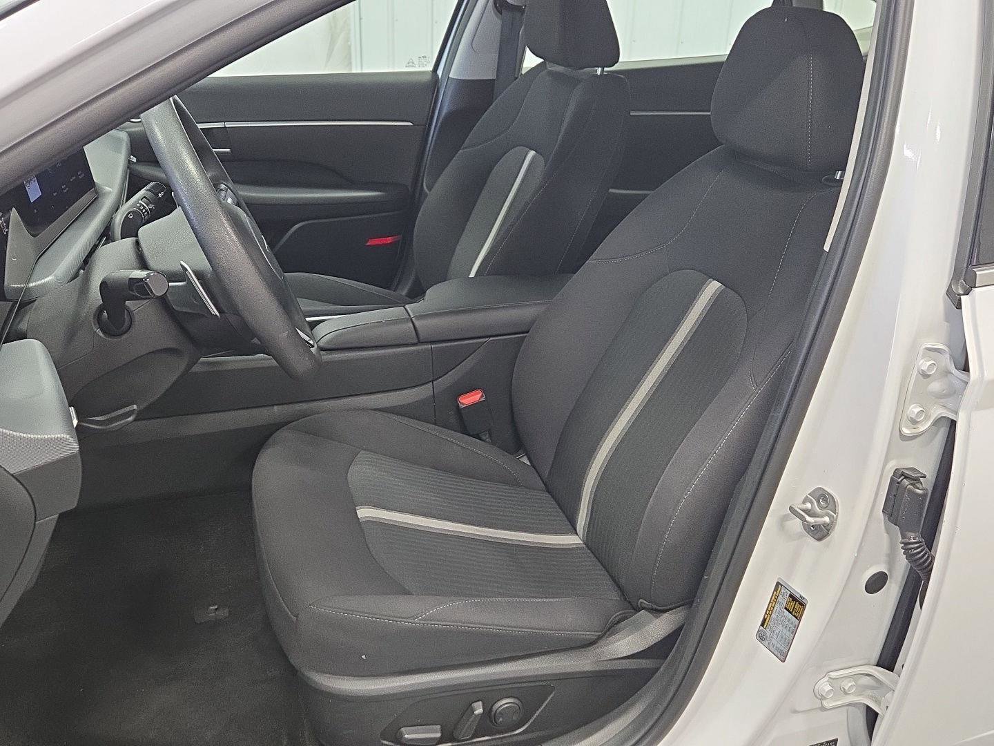 Used 2025 Hyundai Sonata SEL image 5