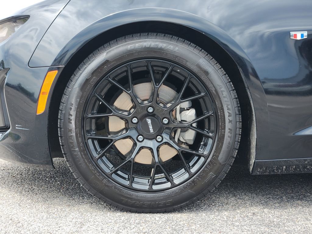 Used 2020 Chevrolet Camaro LS RWD image 7