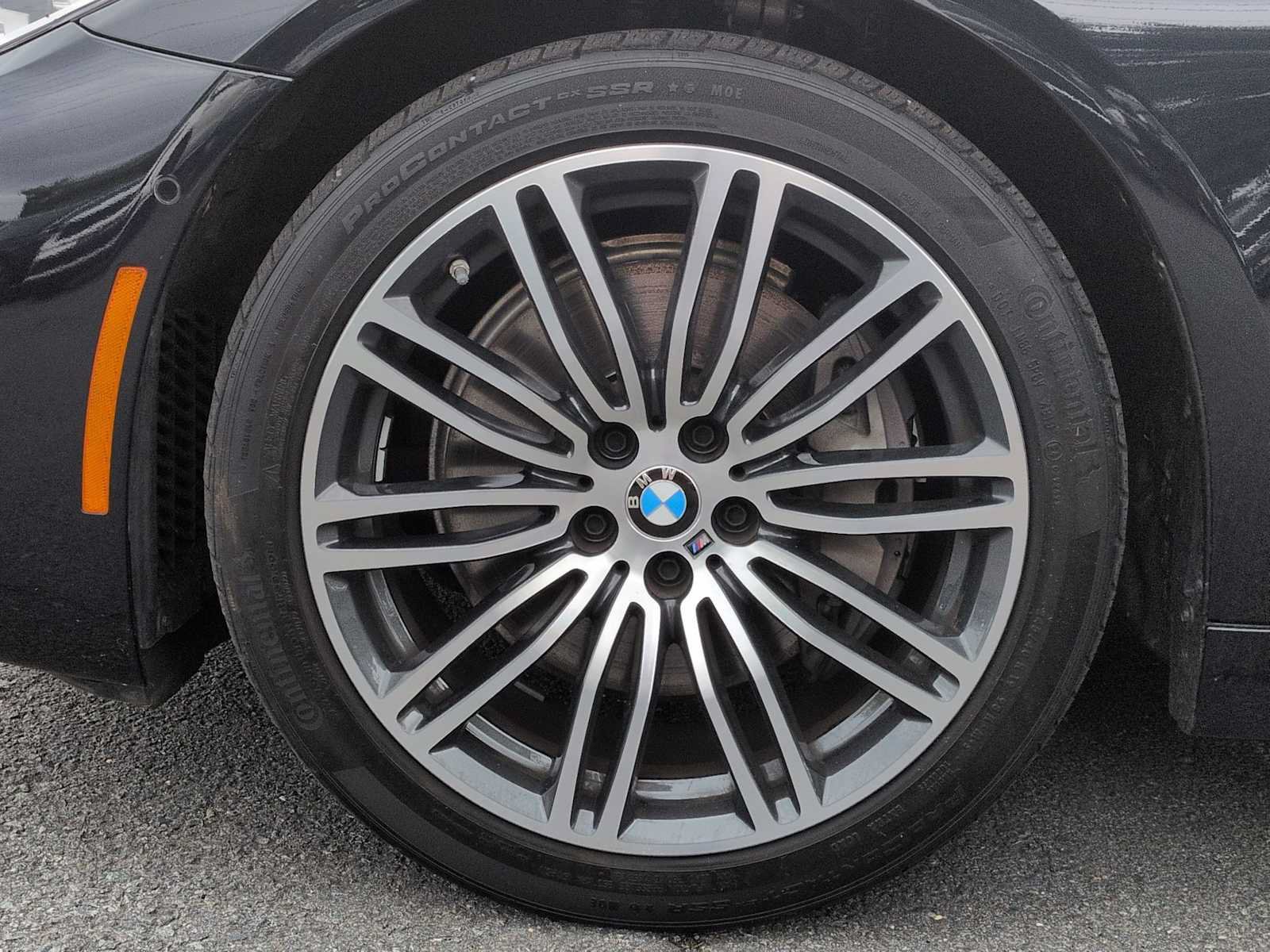 Used 2020 BMW 540i xDrive w/ M Sport Package AWD/4WD image 14