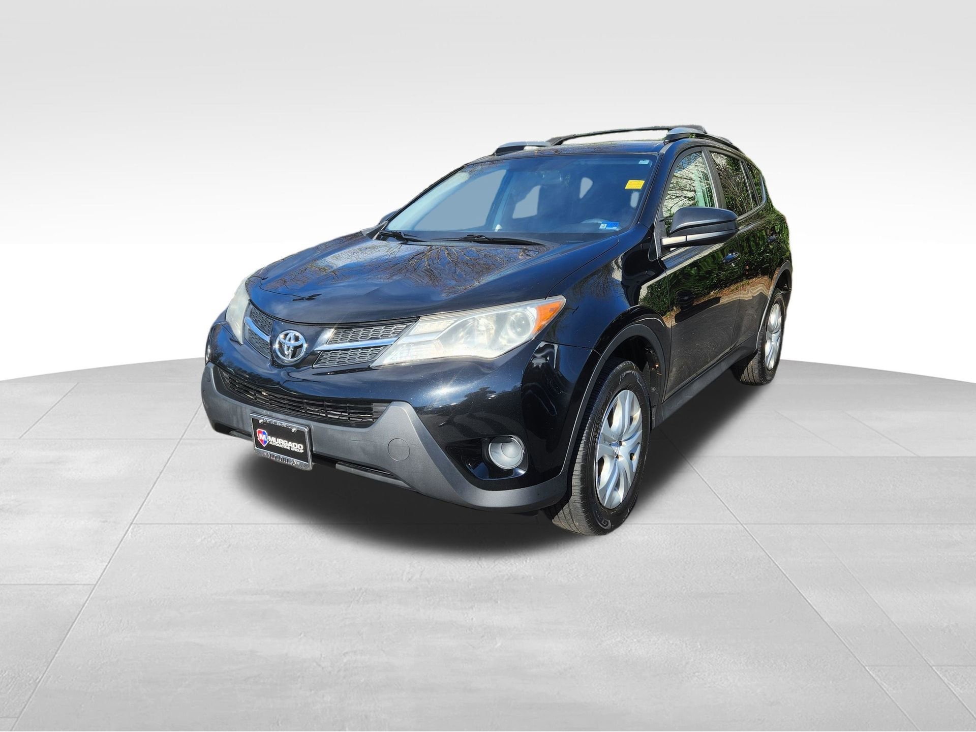 Used 2015 Toyota RAV4 LE image 3