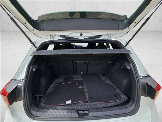 Used 2023 Volkswagen GTI 40th Anniversary Edition FWD image 23