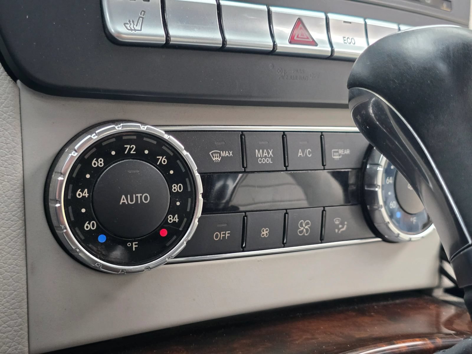 Used 2014 Mercedes-Benz C 300 4MATIC Sedan image 38