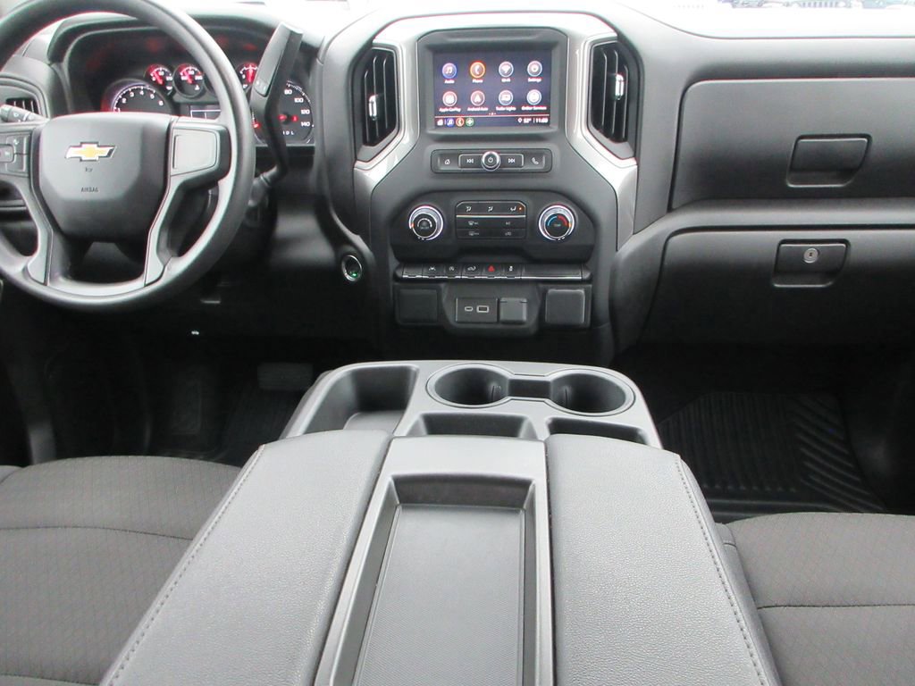 Certified 2024 Chevrolet Silverado 1500 Custom w/ Turbomax Blackout Package image 16