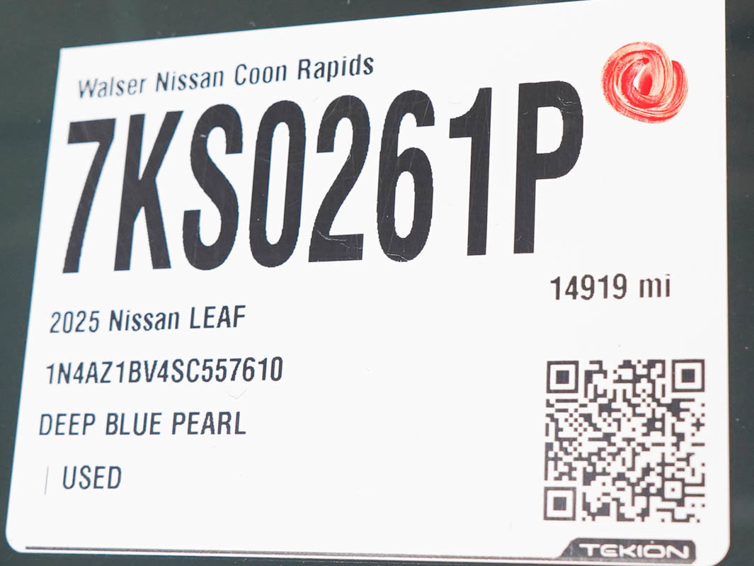 Used 2025 Nissan Leaf S FWD image 27