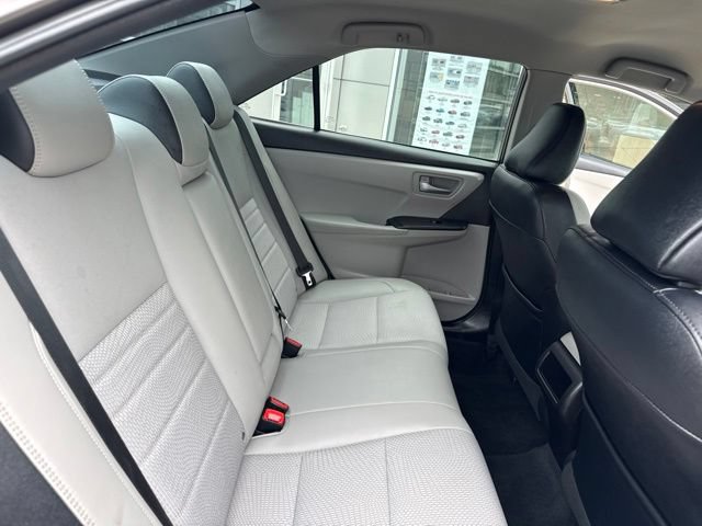 Used 2017 Toyota Camry SE FWD image 28