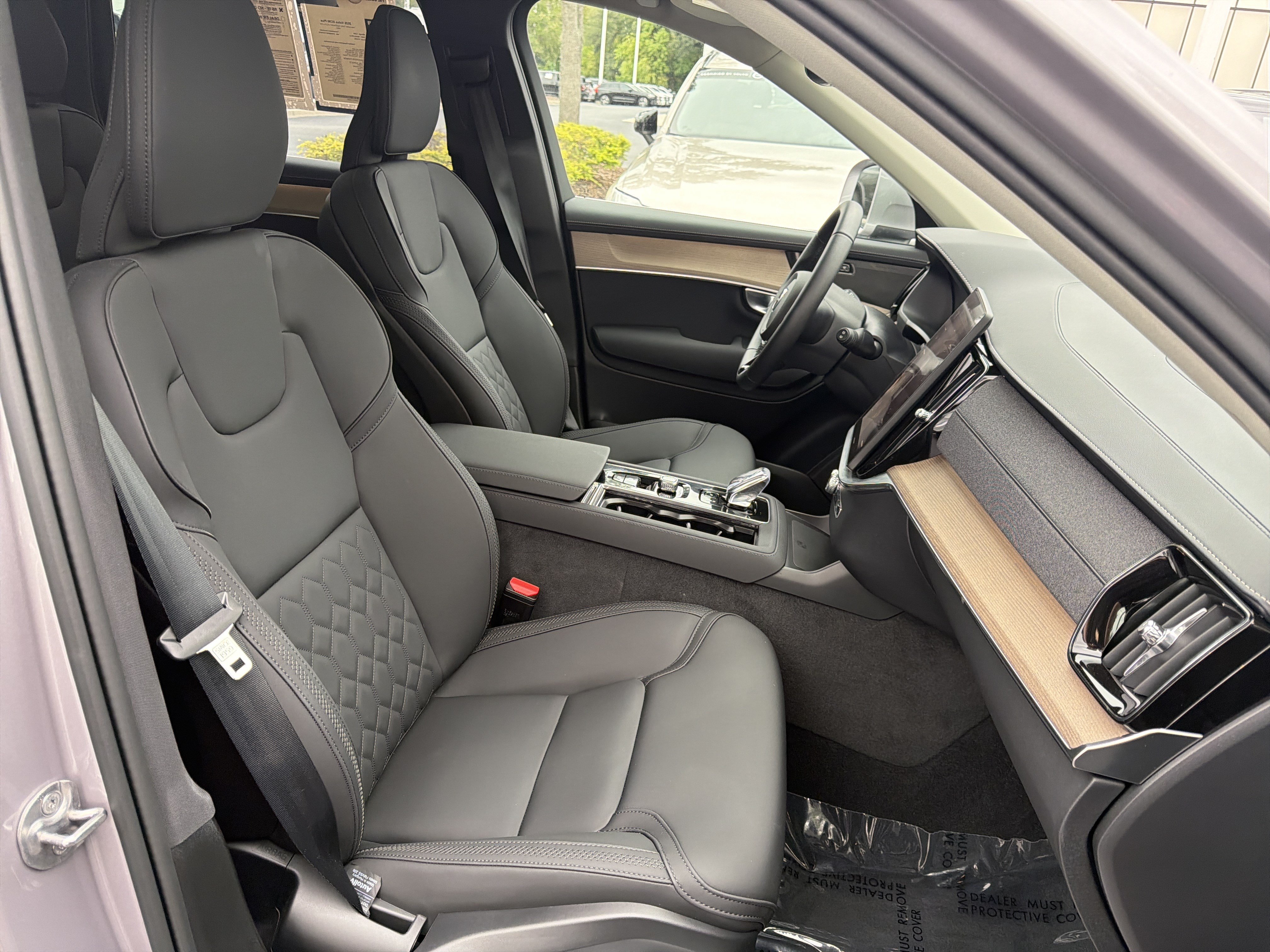 Certified 2026 Volvo XC90 B6 Plus AWD/4WD image 35