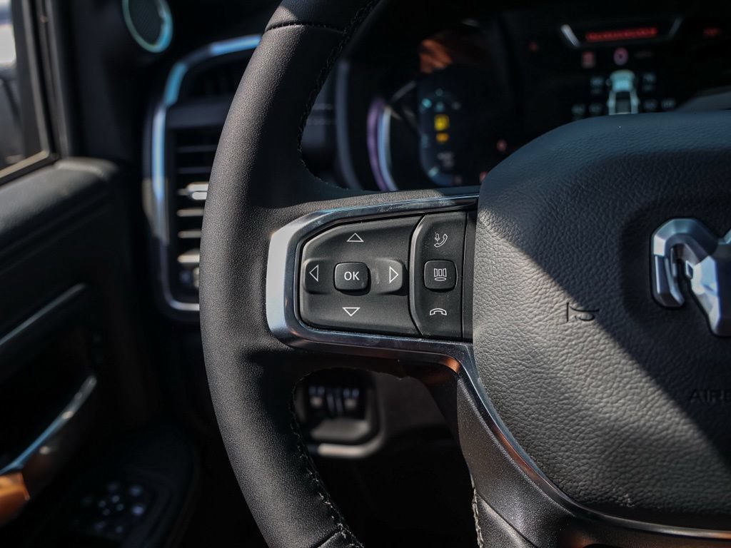 New 2026 RAM 3500 Laramie AWD/4WD image 25