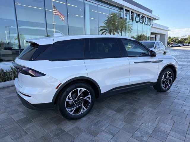New 2026 Lincoln Nautilus Premier w/ Equipment Group 102A AWD/4WD image 2