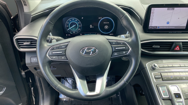 Used 2022 Hyundai Santa Fe Limited FWD image 16