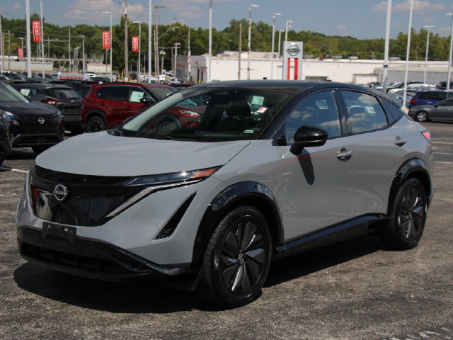 Used 2024 Nissan Ariya AWD image 6