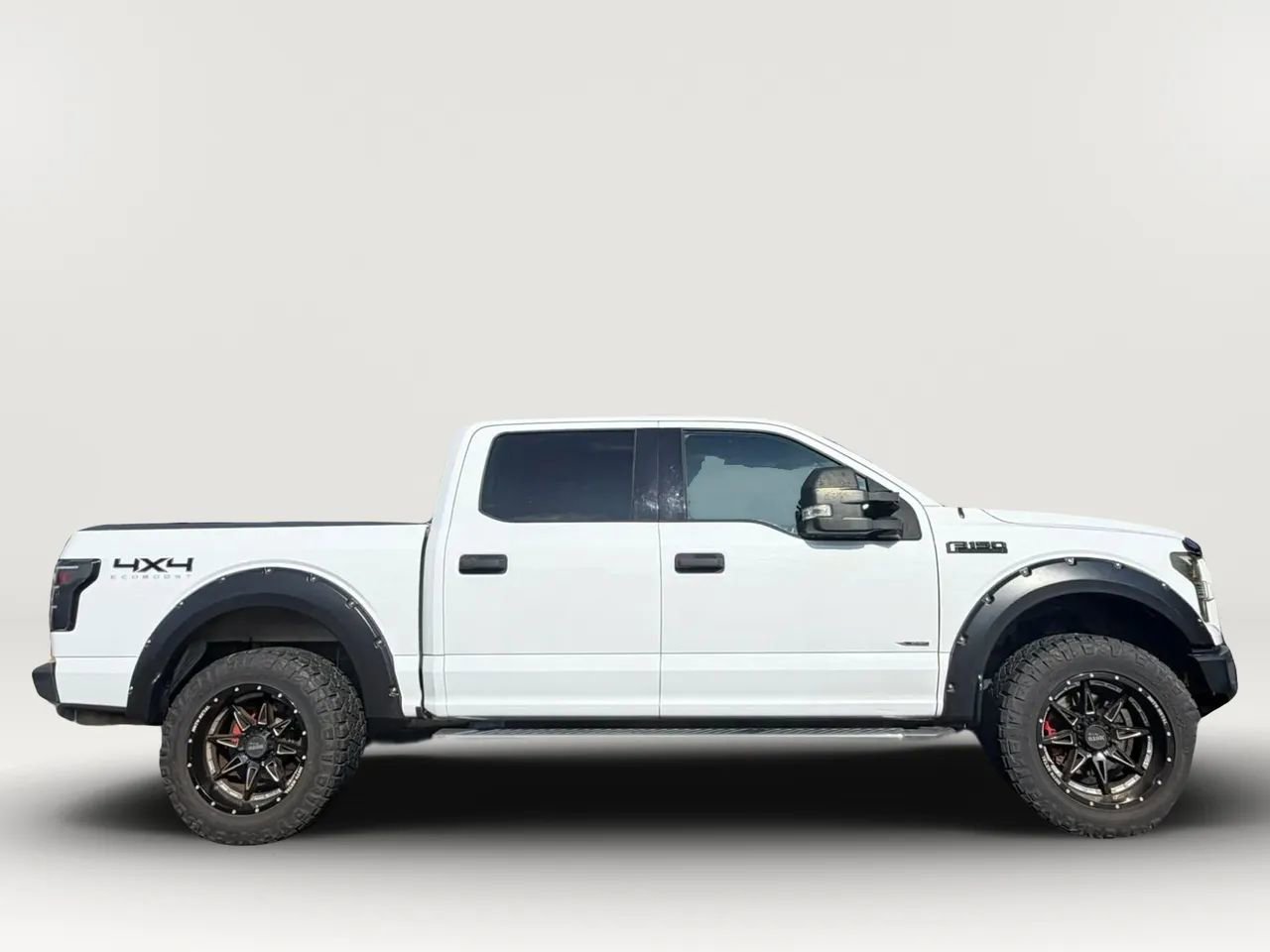 Used 2015 Ford F150 XLT w/ Equipment Group 301A Mid AWD/4WD image 12