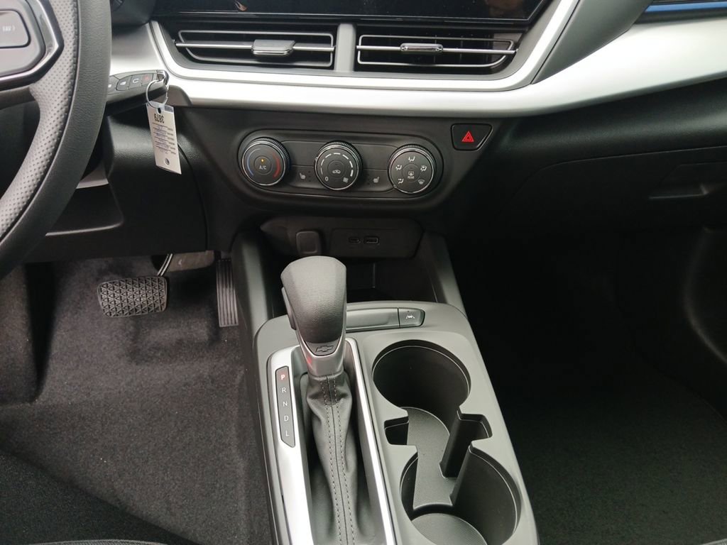 New 2026 Chevrolet Trax LS w/ LS Convenience Package image 15