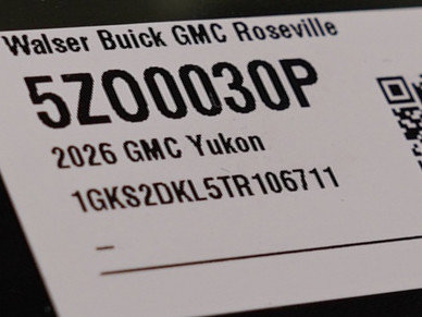 Used 2026 GMC Yukon Denali w/ Denali Reserve Package AWD/4WD image 32